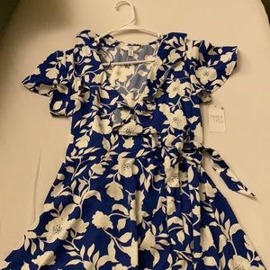 Blue and white summer dress Size small (4-6)